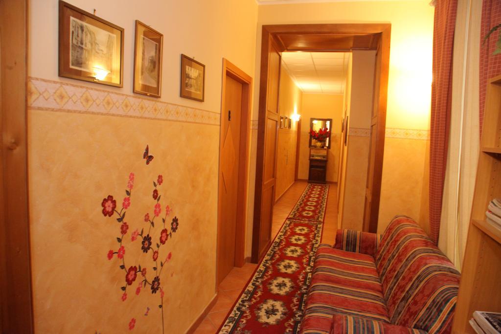 B&B Rinascente Paola Exterior photo